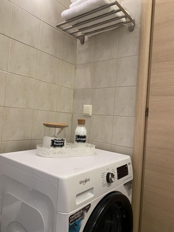 Elegant Glyfada Apartment-Private Garden-Near Metro Atena Exterior foto