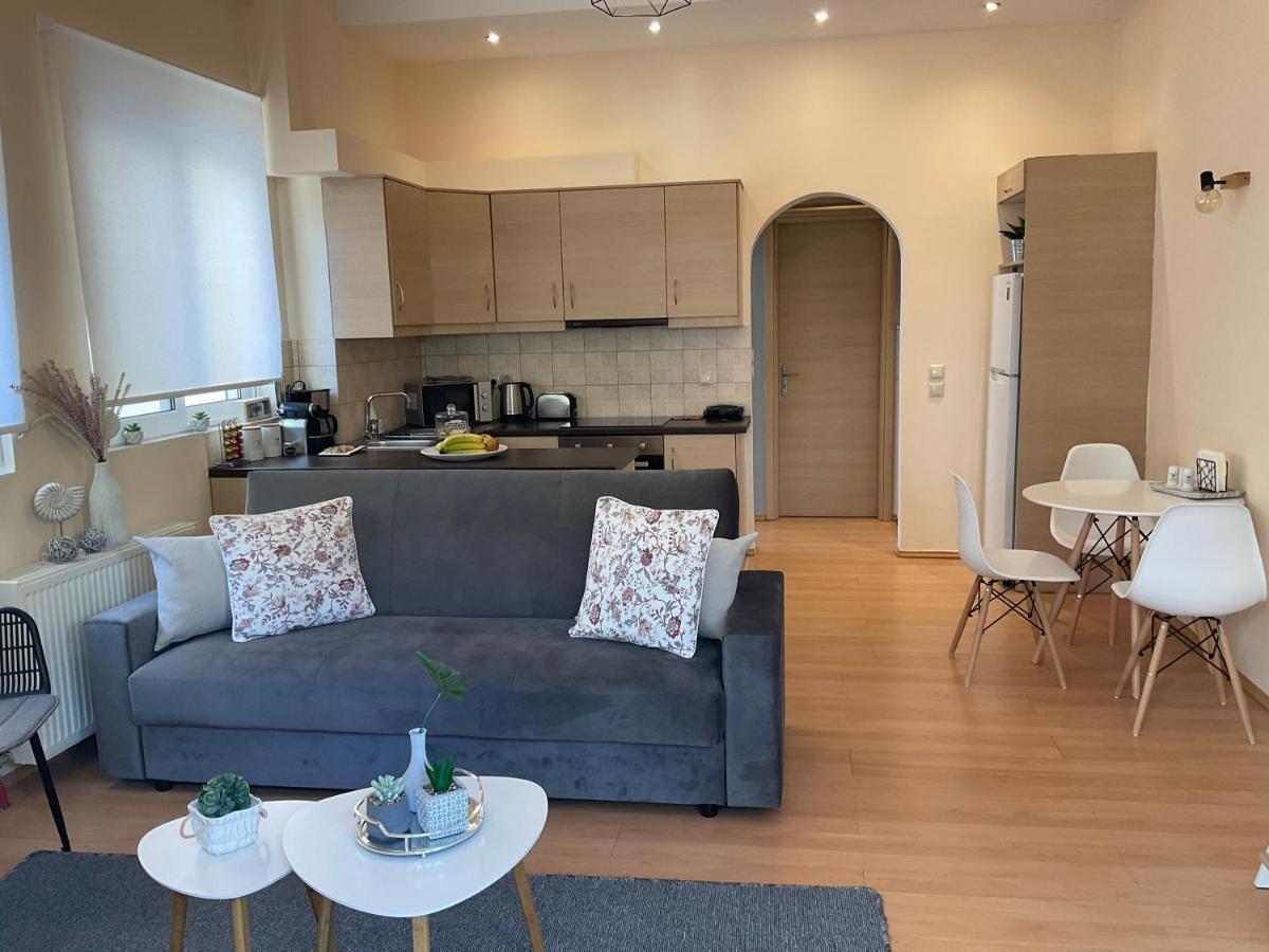 Elegant Glyfada Apartment-Private Garden-Near Metro Atena Exterior foto