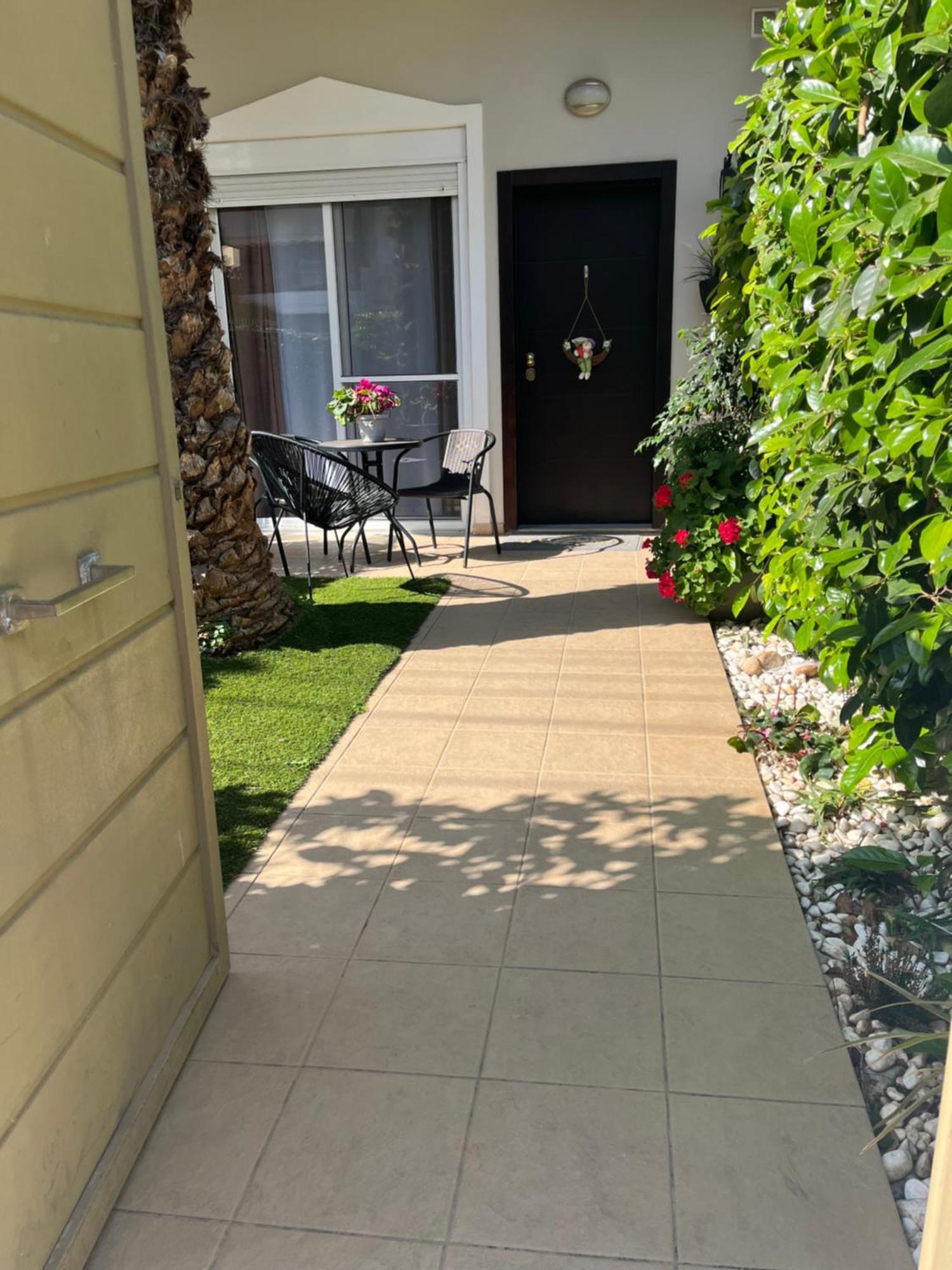 Elegant Glyfada Apartment-Private Garden-Near Metro Atena Exterior foto