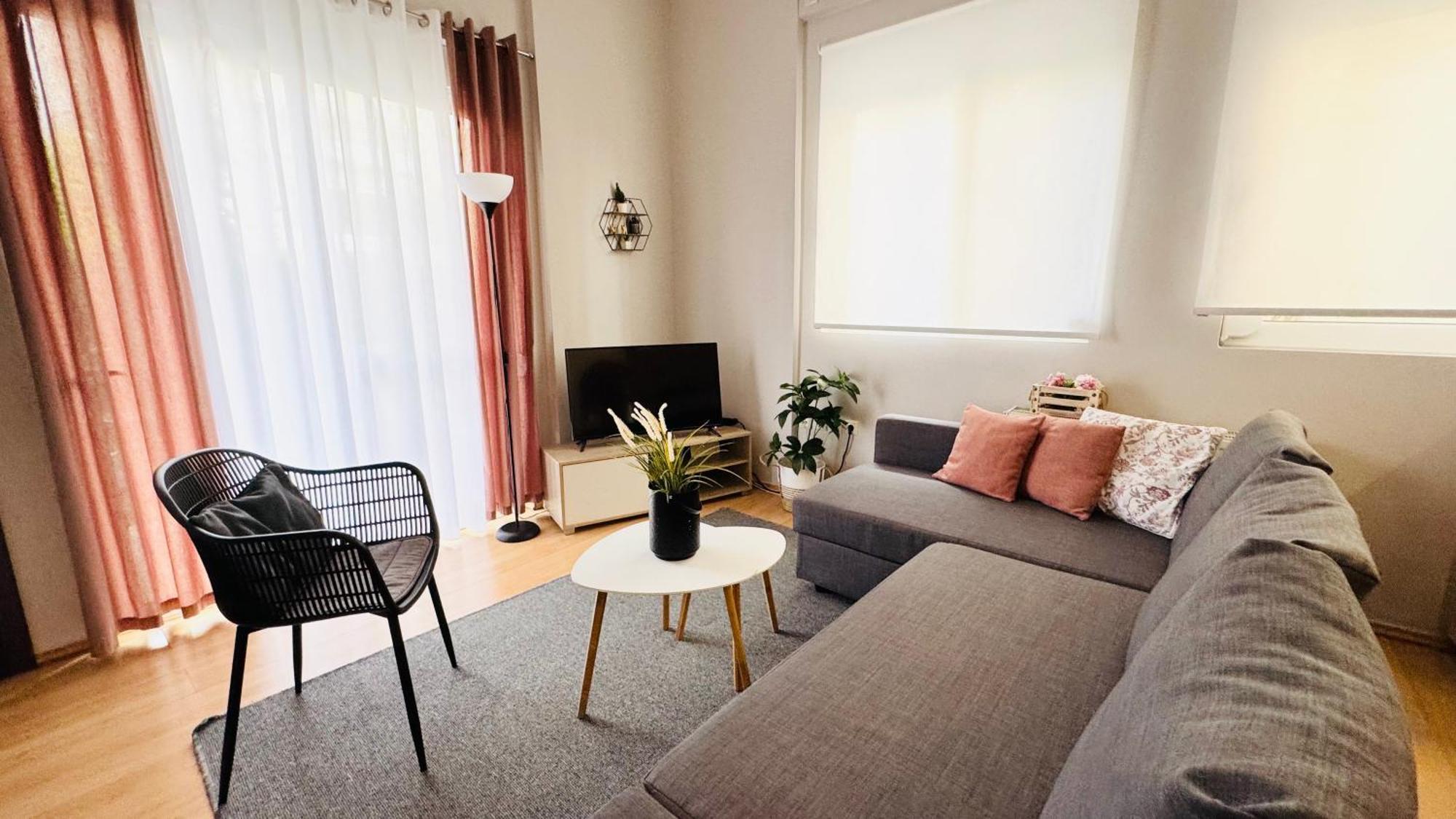 Elegant Glyfada Apartment-Private Garden-Near Metro Atena Exterior foto